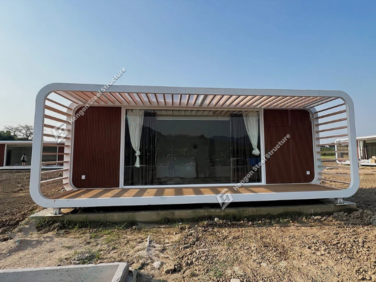 Casa Apple con balcón