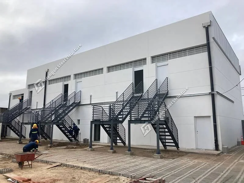 Uruguay Edificio Comercial Dos Plantas